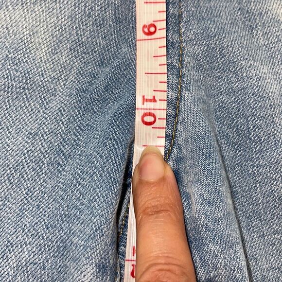 Alice + Olivia Mid Rise Ankle Distressed Coin Pocket Raw Edge Denim Jeans Size 3 - Picture 10 of 11